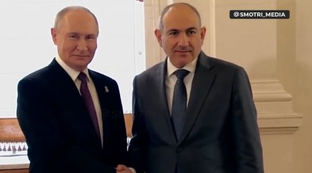 Putin Paşinyanı Kremldə qarşıladı - VİDEO