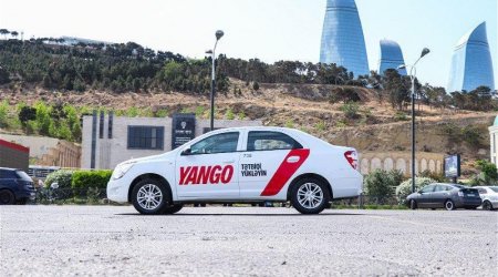 “Yango"nun taksisi köşkə ÇIRPILDI -RƏSMİ CAVAB - VİDEO