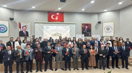 “Qərbi Azərbaycan: Unudulmaz izlər” layihəsi çərçivəsində Karsda beynəlxalq forum keçirildi – FOTO/VİDEO