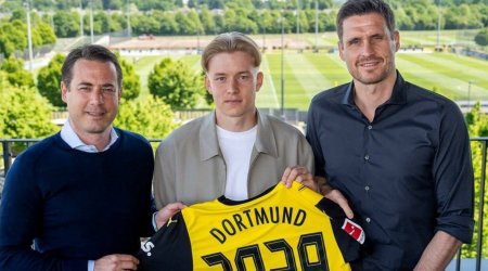 “Borussiya” isveçli futbolçu TRANSFER ETDİ