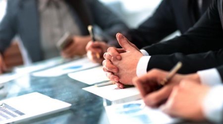 Dövlət qulluqçularının reyestrinin aparılması qaydası təsdiqlənib