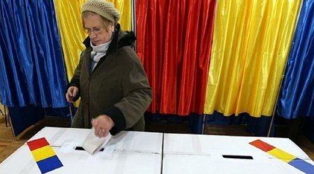 Rumıniyada prezident seçkilərinin 2-ci turu başladı - FOTO/VİDEO