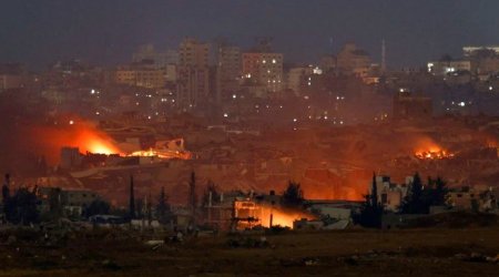 Qəzza zolağına gecə hücumu: 103 ölü var