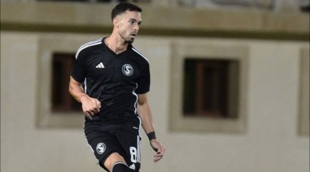 “Səbail”in futbolçusu iki klubdan təklif alıb