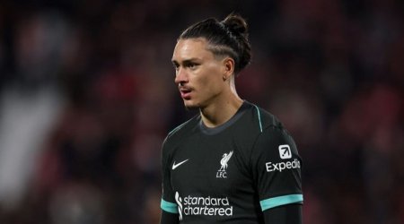 “Napoli” “Liverpul”un hücumçusu ilə danışıqlara başladı