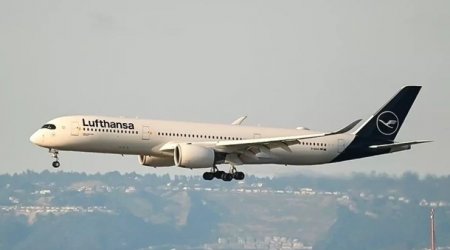 Kapitan ayaqyoluna getdi, köməkçi pilot huşunu itirdi - 200 sərnişin pilotsuz uçdu