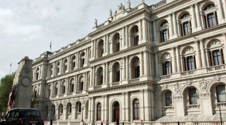 İran səfiri Britaniya XİN-ə ÇAĞIRILDI