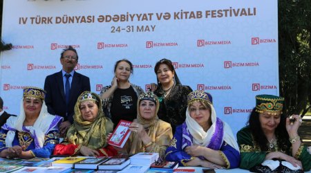 Cəvahir Qaraqızının imza günü - FOTO