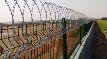 İran sərhəddə 400 kilometrlik divar inşa edir