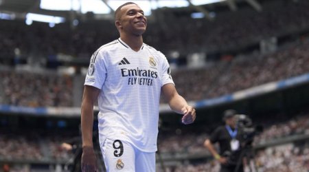 Kilian Mbappe “Qızıl buts” mükafatını qazandı