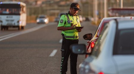 Yol polisini təhdid edən sürücü HƏBS EDİLDİ - FOTO/VİDEO