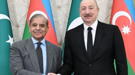 Şahbaz Şərif İlham Əliyevi TƏBRİK ETDİ