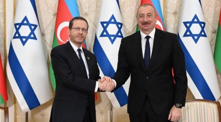 İsxak Hersoqdan Azərbaycan Prezidentinə: “Uğurlarınıza sevinirik”