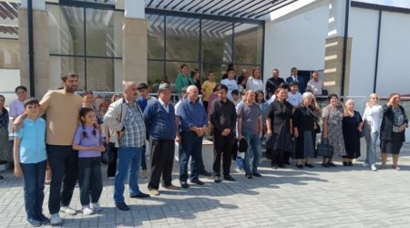 Bəylik kəndinə köçən sakinlərə evlərinin açarları verildi - FOTO