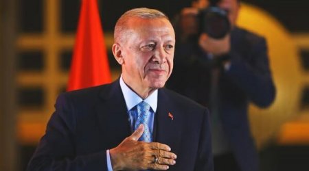 Ərdoğan Laçında bu mahnını Çinarə ilə birgə oxudu – VİDEO