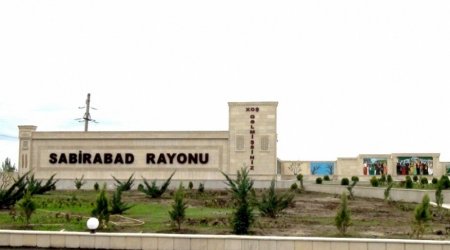 Sabirabad sakini toyda içib əmisi oğlunun kafesini DAĞITDI