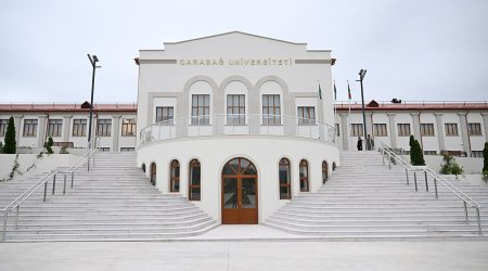 Qarabağ Universitetinə 1000 ədəd kitab hədiyyə edildi - FOTO