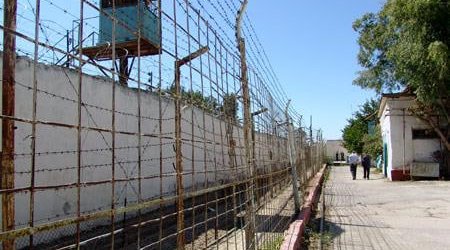 Həbsxanadakı uçqunda yaralanan məhkum VƏFAT ETDİ