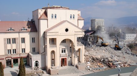 Xankəndi, Xocalı və Ağdərədə qanunsuz tikililər sökülür