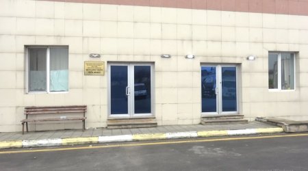 Şəkidə 34 yaşlı qadını əri yatan yerdə qətlə yetirib – Dəhşətli cinayətin DETALLARI