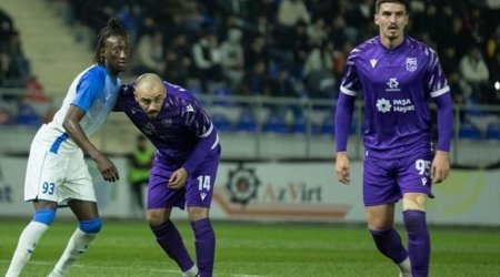 “Neftçi” “Sumqayıt”ın iki futbolçusu ilə DANIŞIQ APARIR