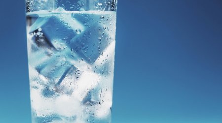 Bu şəxslərə buzlu su içmək olmaz – XƏBƏRDARLIQ