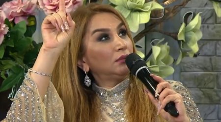 "Alatavada həyətində sarımsaq, qatıq satırdı"