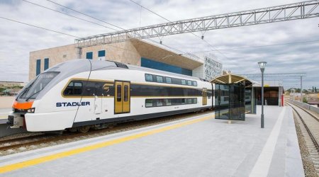 Sumqayıt-Xırdalan-Bakı sürət elektrik qatarları gecikiblər