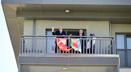 İlham Əliyev Ərdoğanla Kahramanmaraşdakı “Azərbaycan” məhəlləsini gəzdi - FOTO