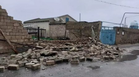 Gəncədə azyaşlının üzərinə daş hasar AŞDI