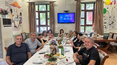 Qaraçanta məktəbinin şagirdləri 37 ildən sonra bir arada - FOTO