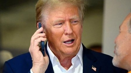 Tramp indi də telefon satacaq – FOTO