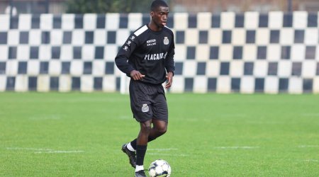 “Kəpəz” portuqaliyalı futbolçu ilə RAZILIĞA GƏLDİ