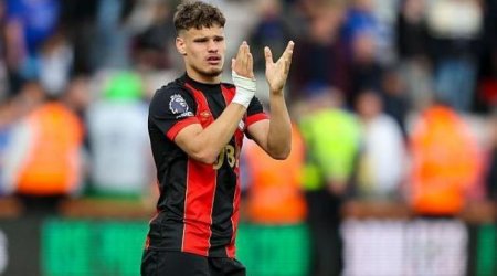 "Liverpul"la müqavilə bağlamağa getdi - FOTO