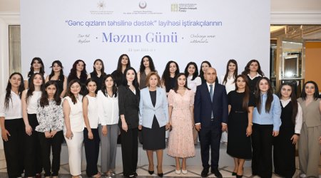 Leyla Əliyeva məzun günündə - FOTO