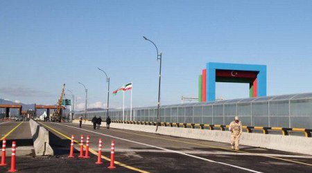 Yaponiyalı diplomatlar İrandan Azərbaycana təxliyə edildi