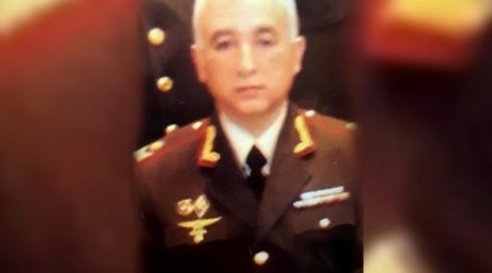 Məhkum general azadlığa 6 ay tez çıxmaq istədi...