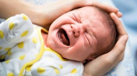 19 yaşlı gənc ana qızını çox ağladığı üçün öldürdü