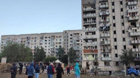 Rusiya Ukraynada yaşayış binalarını vurdu: 11 yaralı var - VİDEO