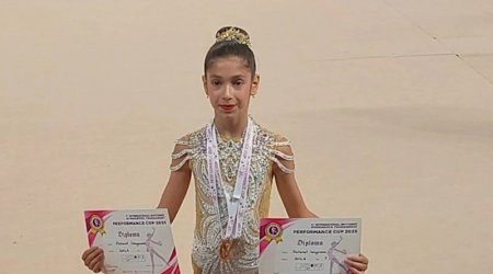 10 yaşlı gimnastın vətənpərvərlik nümayişi — FOTO