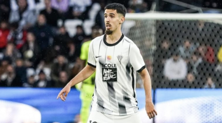 “Sabah” fransalı futbolçu ilə müqavilə bağladı