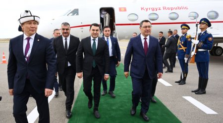 Sadır Japarovun təyyarəsi Füzuli Hava Limanına eniş etdi – FOTO