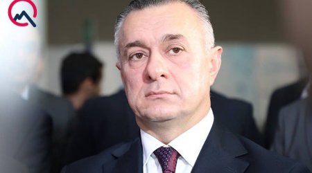 Səhiyyə nazirinin məhkəməyə verildiyi iş üzrə - Qərar