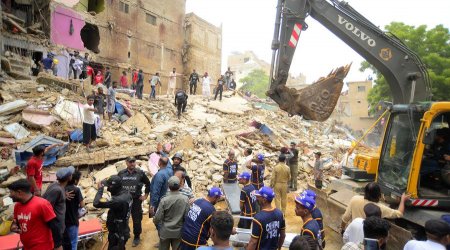 Çoxmərtəbəli bina uçdu, ölən və yaralılar var -FOTO/VİDEO
