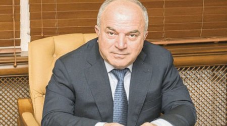 “Azvirt”in rəhbəri Kamil Əliyevin özünə işıqfor qoydurduğu iddiası ilə bağlı şirkətdən AÇIQLAMA