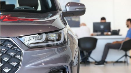 Xaricdən avtomobil gətirmək adı ilə insanları aldadırlar