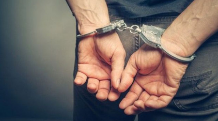 Şantajla məşğul olan 17 və 18 yaşlı gənclər tutuldu