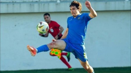 “Kəpəz” müdafiəçisi ilə yollarını ayırdı
