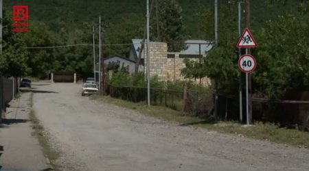 Yol var, amma getmək olmur - Orta Zəyzidə nə vaxt asfalt ÇƏKİLƏCƏK? – FOTO
