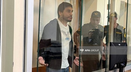 “Roşka” ləqəbli tiktoker HAKİM QARŞISINDA - FOTO